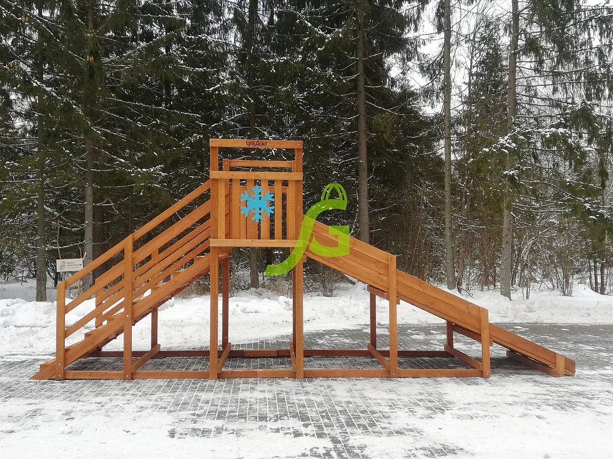 Зимняя горка деревянная 4 метра