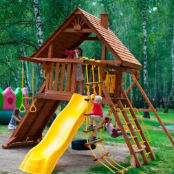 Детская игровая площадка Зарница с деревянной крышей